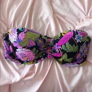 Victoria’s Secret bandeau bikini top